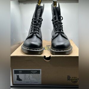 Dr. Martens 1490 VIRGINIA LEATHER MID CALF BOOTS Size 8